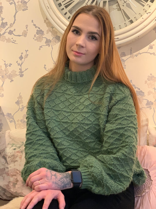 Bare Blåbærgenseren – myk, enkel og full av strikkeglede! str S(M)L(XL)XXL/XXXL