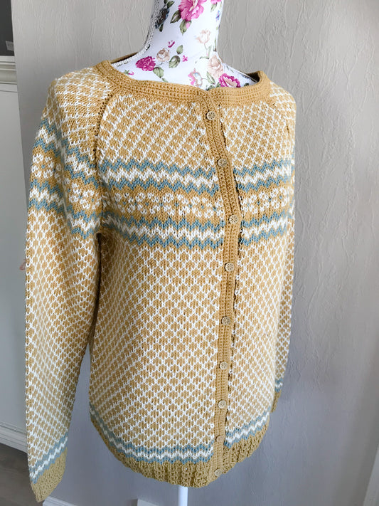 Blomsterflørtkofta – En tidløs klassiker. Str fra XS til XXL