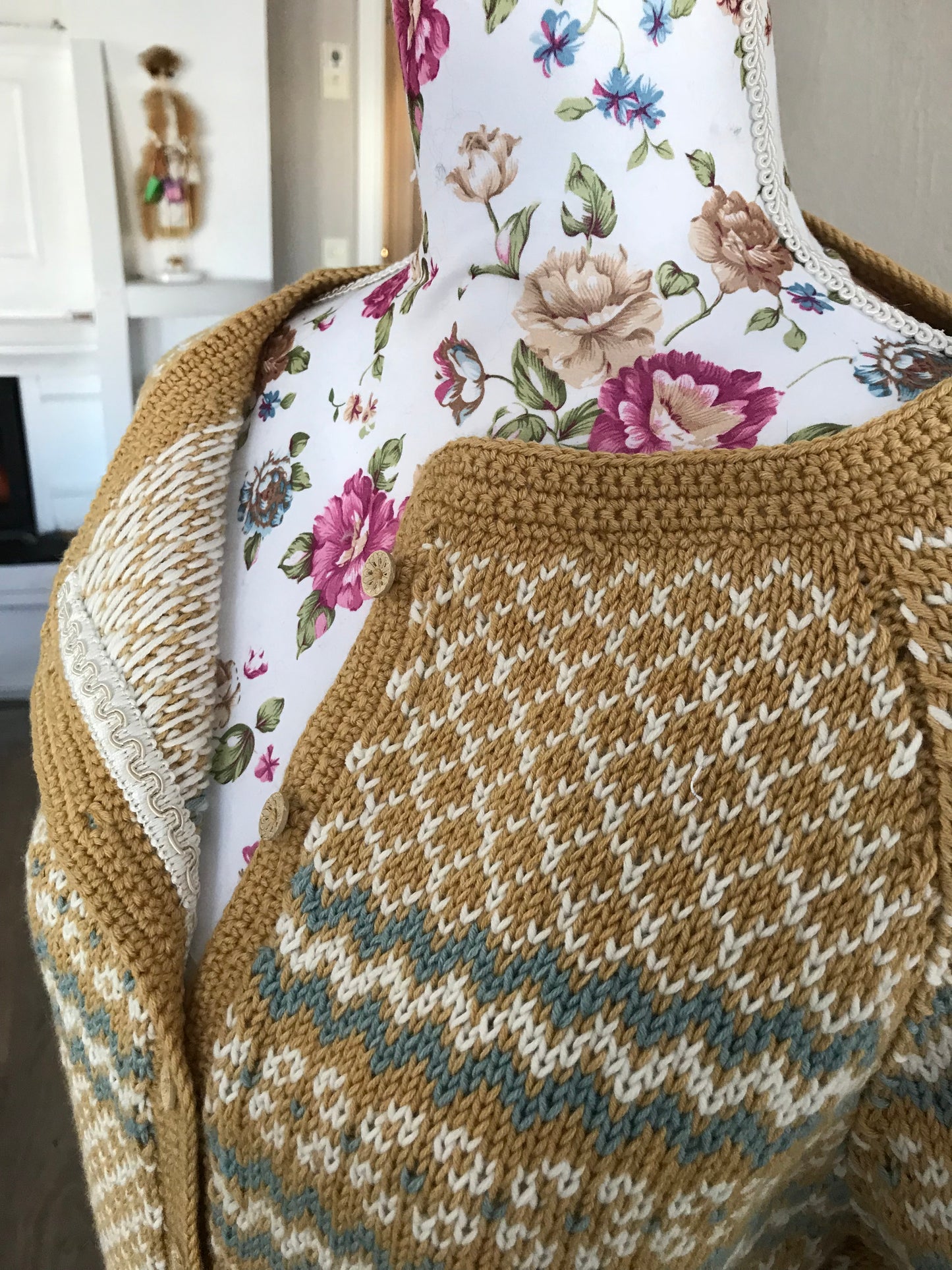 Blomsterflørtkofta – En tidløs klassiker. Str fra XS til XXL