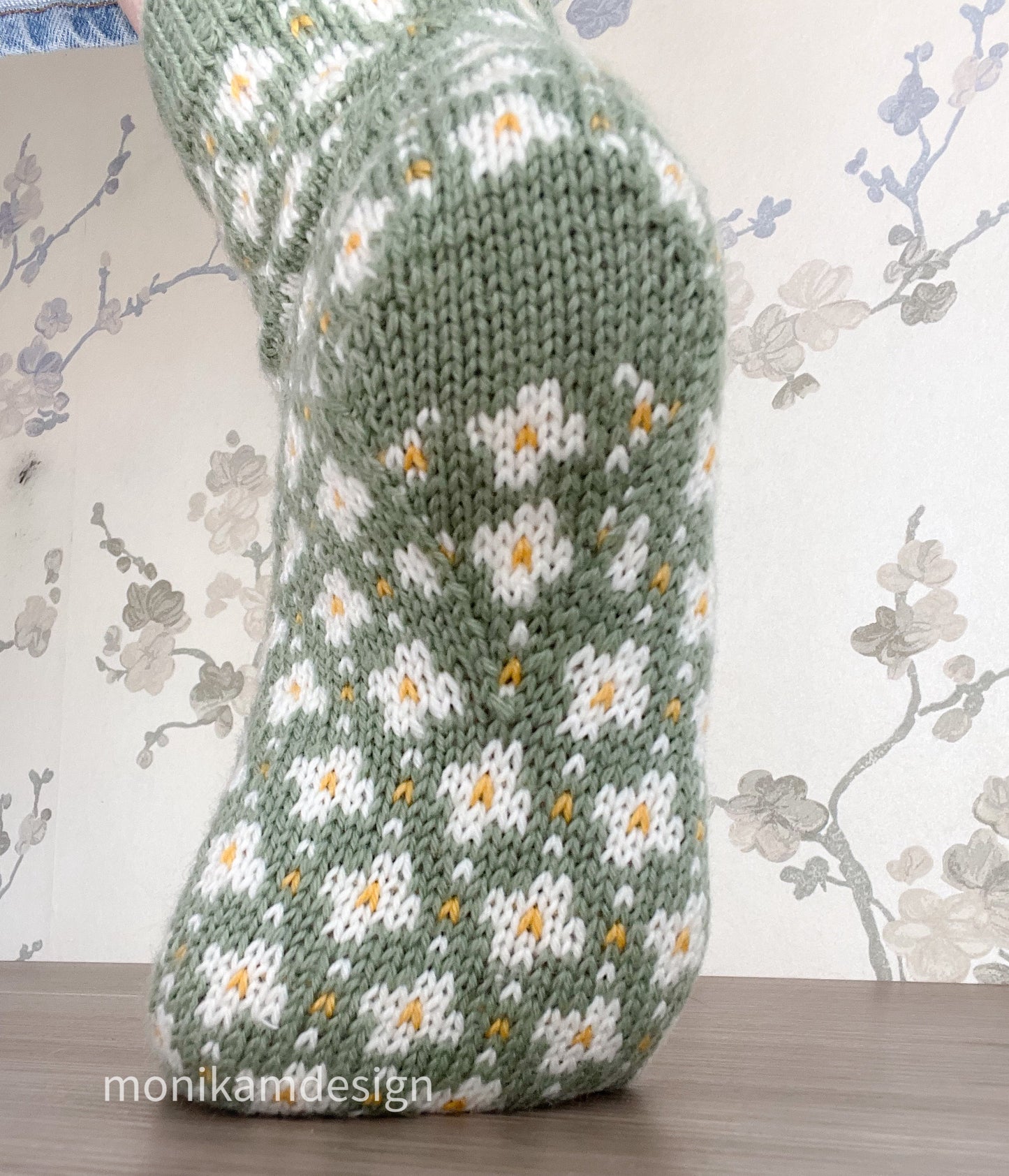 The flower sock