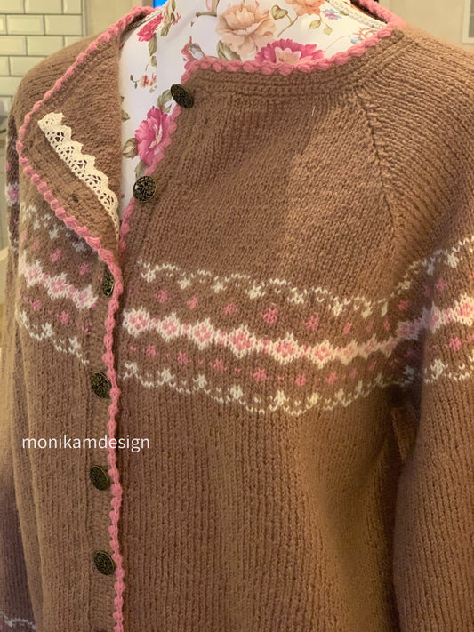 🧶 Kanuttekofta – en lett og varm favoritt i norsk ull. str S(M)L(XL)XXL(XXXL)