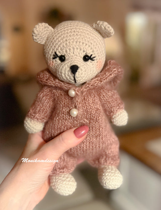 🧸 Søt bamse med rosa kjole, hel rosa dress og sko