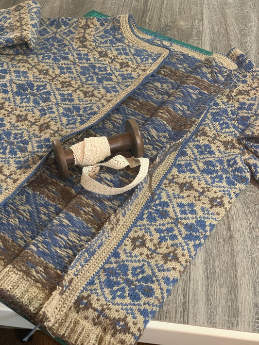 ❄️ Nordstjerne cardigan – light, warm and just as nice for everyday use as for parties. Size: S(M)L/XL(XXL)