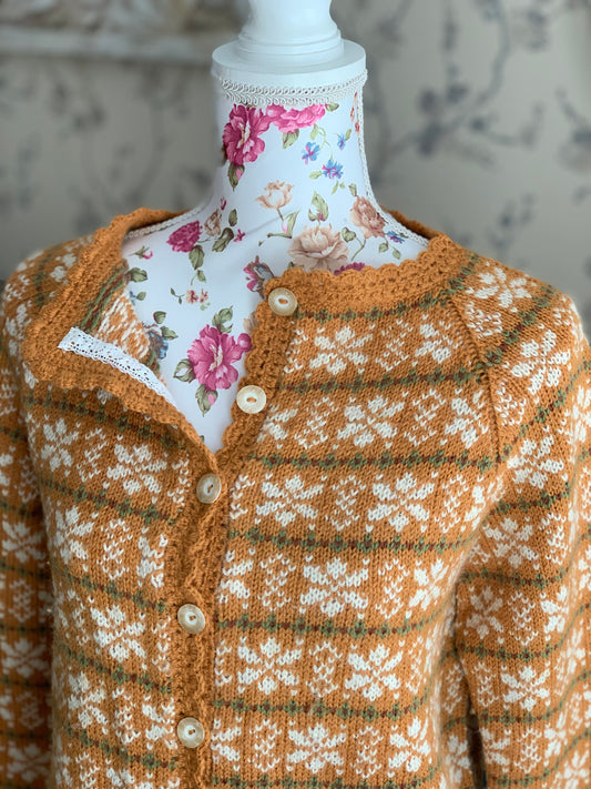 🍂 Novemberkofta – høstens vakreste kofte i varme toner. Str: S(M)L(XL)XXL