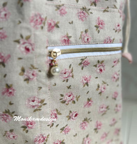 🌸 Romantisk prosjektveske – stilfull orden til håndarbeidet ditt