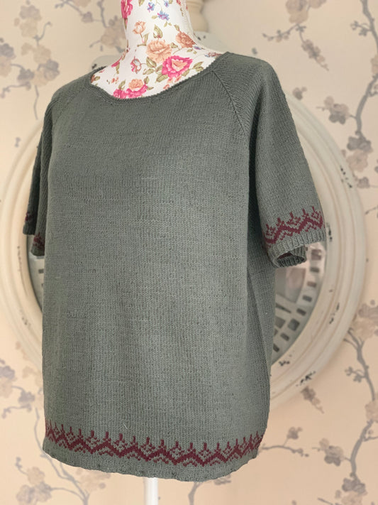 September Tee – en tidløs favoritt i strikkegarderoben str: S(M)L(XL)XXL(XXXL)