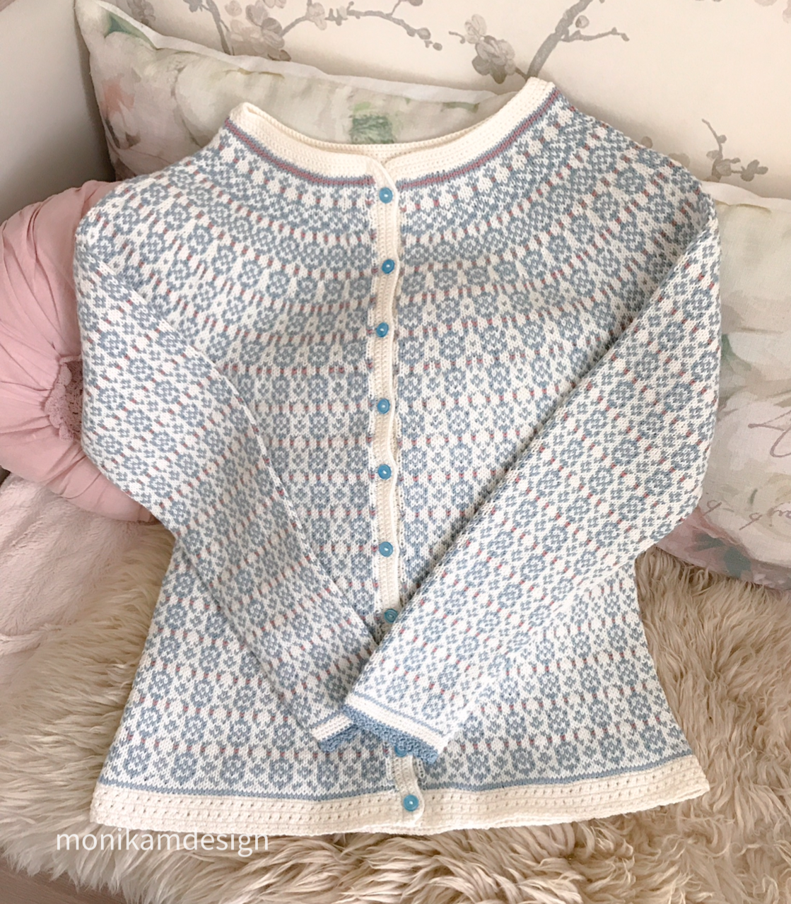 🌸 Elisabethkoften – tidløs eleganse med vakre detaljer